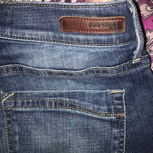 Express Women’s Mid-Rise Skinny Jean Size 6R